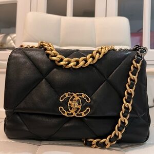 Chanel Black Quilted Leather Bag
